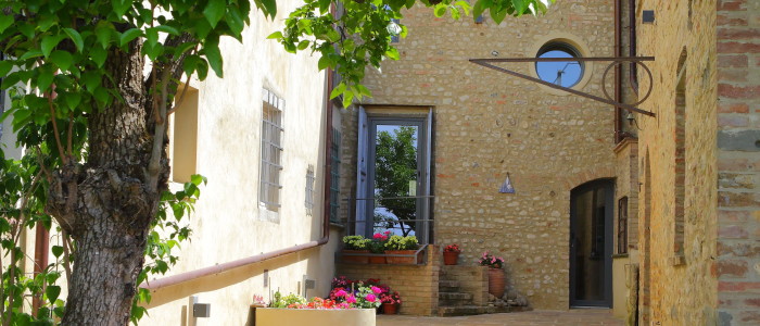 casa vacanza toscana www.locandadelpodesta.eu locanda del podestà montespertoli chianti colline
