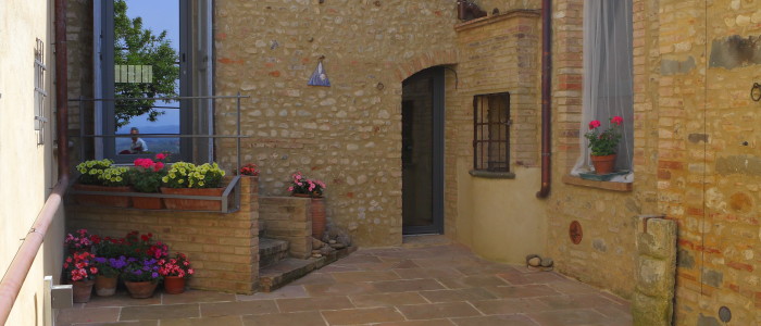 casa vacanza toscana www.locandadelpodesta.eu locanda del podestà montespertoli chianti colline